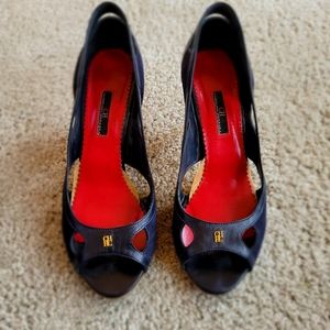 Carolina Herrera cut out open toe black suede and leather pumps
